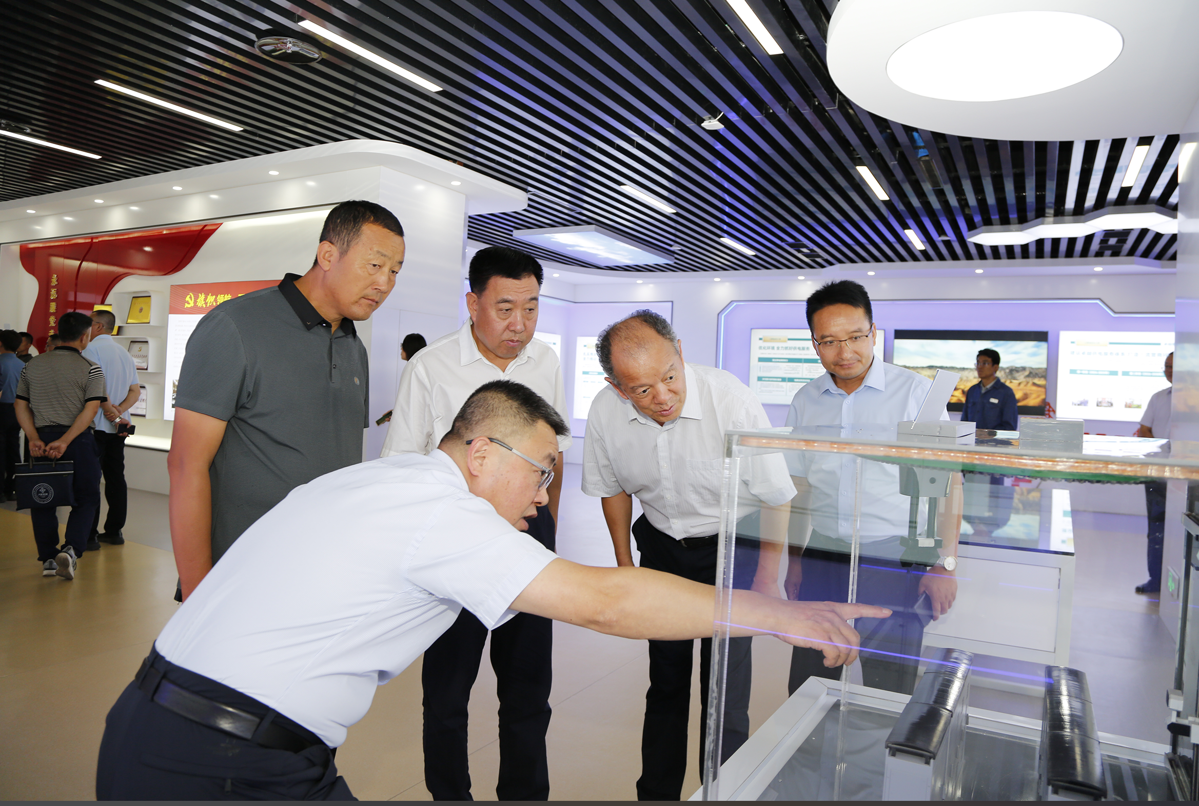 屏幕截图 2025-02-08 164357.png